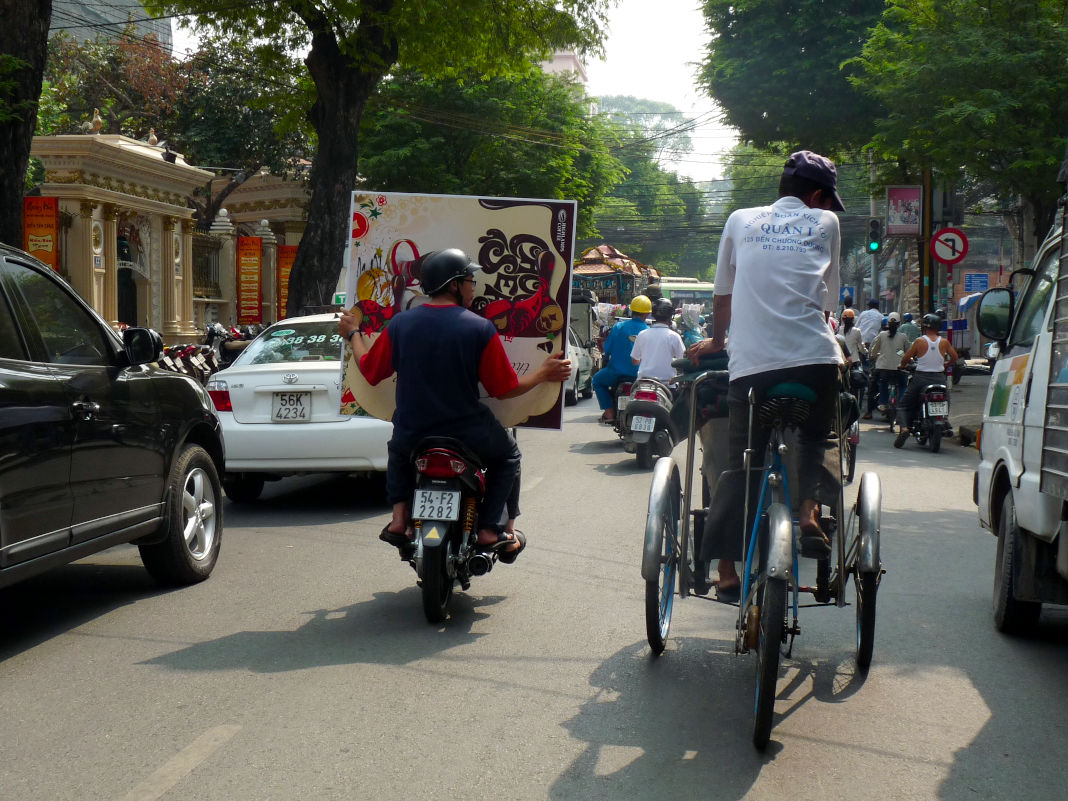 Post aus einem exotischen Hafen Viele Grüße aus Saigon Silvia Sonntag